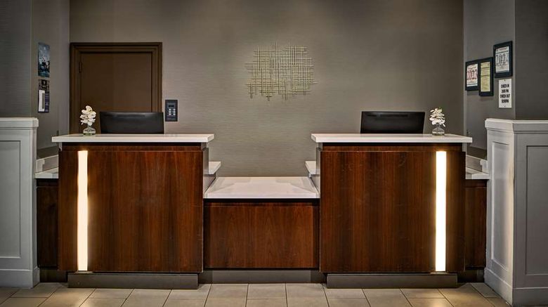 <b>Sonesta Atlanta Airport South Lobby</b>. Images powered by <a href="https://iceportal.shijigroup.com/" title="IcePortal" target="_blank">IcePortal</a>.