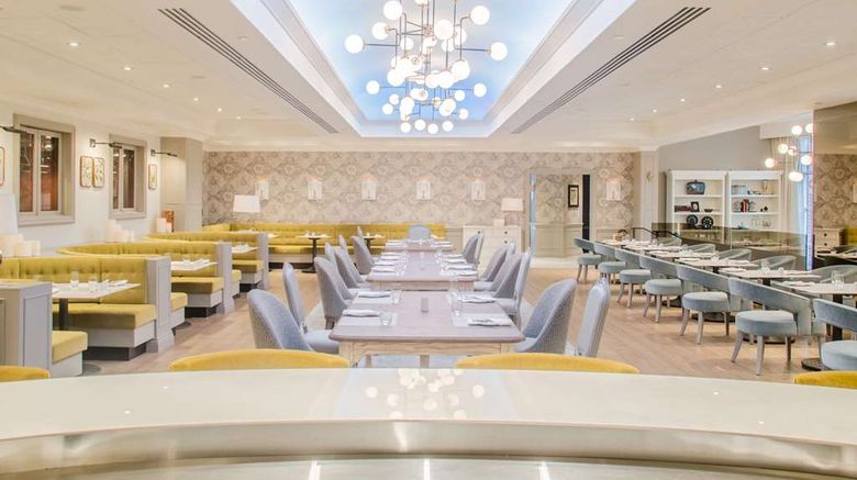 <b>The Yorkville Royal Sonesta Hotel Restaurant</b>. Images powered by <a href="https://iceportal.shijigroup.com/" title="IcePortal" target="_blank">IcePortal</a>.