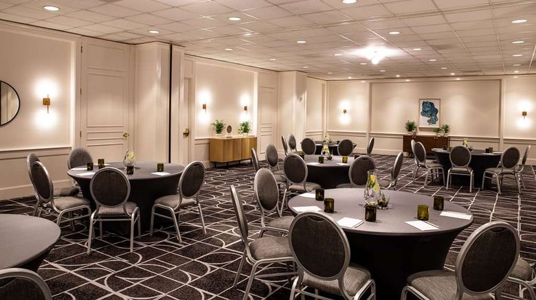 <b>The Royal Sonesta Portland Downtown Meeting</b>. Images powered by <a href="https://iceportal.shijigroup.com/" title="IcePortal" target="_blank">IcePortal</a>.