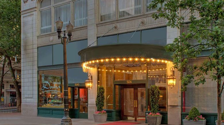 <b>The Royal Sonesta Portland Downtown Exterior</b>. Images powered by <a href="https://iceportal.shijigroup.com/" title="IcePortal" target="_blank">IcePortal</a>.
