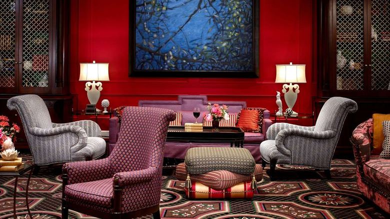 <b>The Royal Sonesta Portland Downtown Lobby</b>. Images powered by <a href="https://iceportal.shijigroup.com/" title="IcePortal" target="_blank">IcePortal</a>.