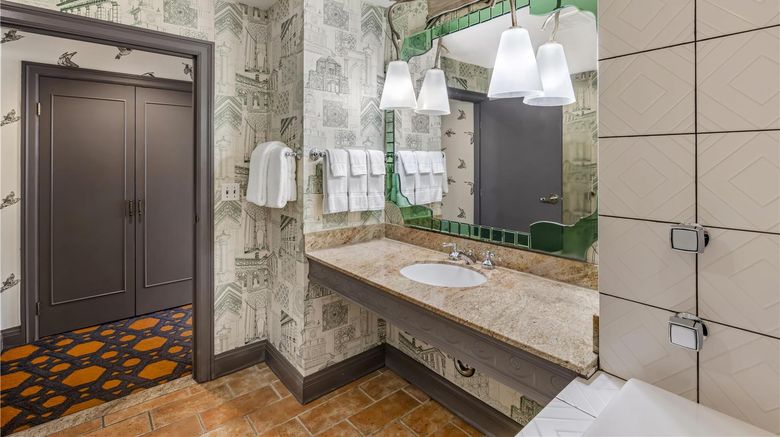 <b>The Royal Sonesta Portland Downtown Suite</b>. Images powered by <a href="https://iceportal.shijigroup.com/" title="IcePortal" target="_blank">IcePortal</a>.