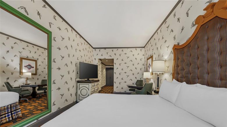 <b>The Royal Sonesta Portland Downtown Room</b>. Images powered by <a href="https://iceportal.shijigroup.com/" title="IcePortal" target="_blank">IcePortal</a>.