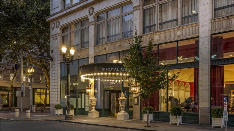 <b>The Royal Sonesta Portland Downtown Exterior</b>. Images powered by <a href="https://iceportal.shijigroup.com/" title="IcePortal" target="_blank">IcePortal</a>.
