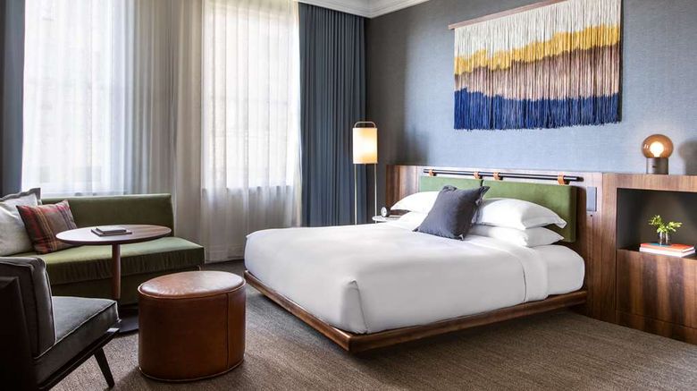 <b>The Alexis Royal Sonesta Hotel Seattle Suite</b>. Images powered by <a href="https://iceportal.shijigroup.com/" title="IcePortal" target="_blank">IcePortal</a>.