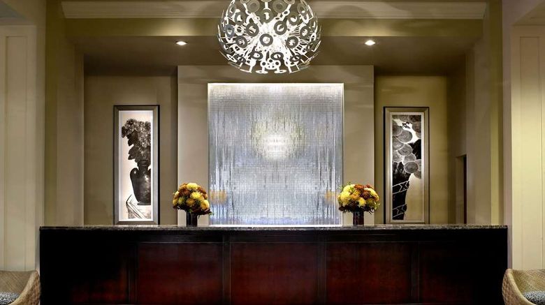 <b>The Alexis Royal Sonesta Hotel Seattle Lobby</b>. Images powered by <a href="https://iceportal.shijigroup.com/" title="IcePortal" target="_blank">IcePortal</a>.