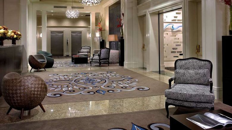 <b>The Alexis Royal Sonesta Hotel Seattle Lobby</b>. Images powered by <a href="https://iceportal.shijigroup.com/" title="IcePortal" target="_blank">IcePortal</a>.