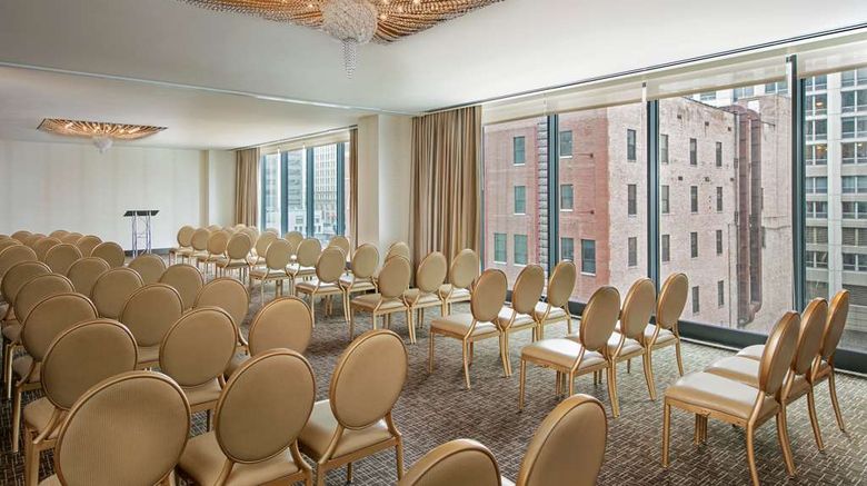 <b>The Royal Sonesta Chicago River North Meeting</b>. Images powered by <a href="https://iceportal.shijigroup.com/" title="IcePortal" target="_blank">IcePortal</a>.