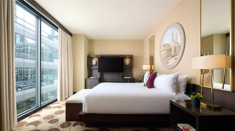 <b>The Royal Sonesta Chicago River North Suite</b>. Images powered by <a href="https://iceportal.shijigroup.com/" title="IcePortal" target="_blank">IcePortal</a>.