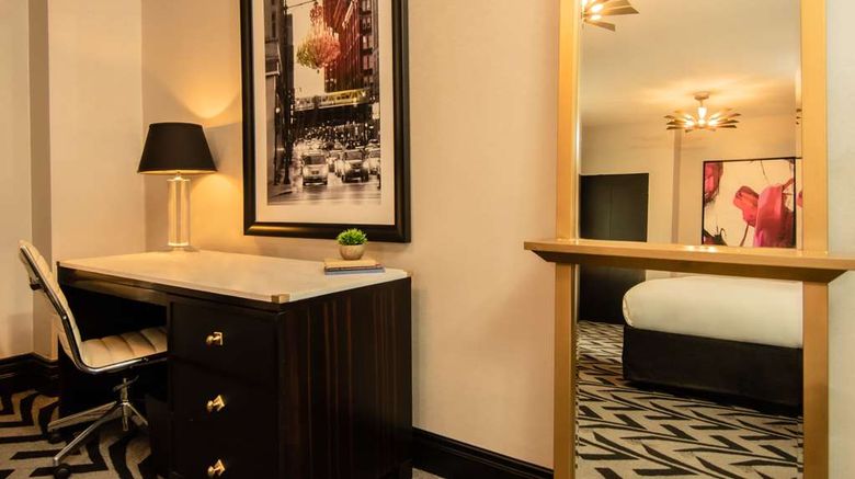 <b>Allegro Royal Sonesta Hotel Chicago Loop Room</b>. Images powered by <a href="https://iceportal.shijigroup.com/" title="IcePortal" target="_blank">IcePortal</a>.