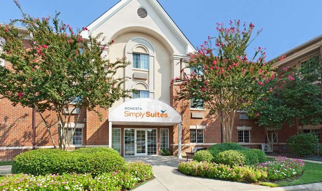 Sonesta Simply Suites Charlotte University Exterior