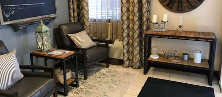 Sonesta Simply Suites Charlotte University Lobby