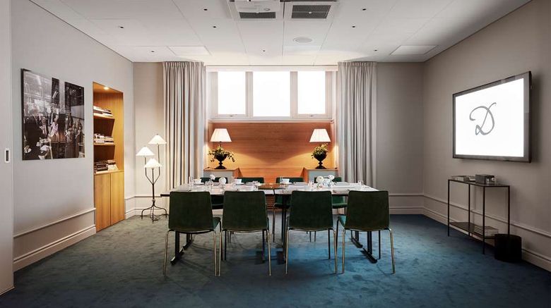 <b>Hotel Diplomat Meeting</b>. Images powered by <a href="https://iceportal.shijigroup.com/" title="IcePortal" target="_blank">IcePortal</a>.