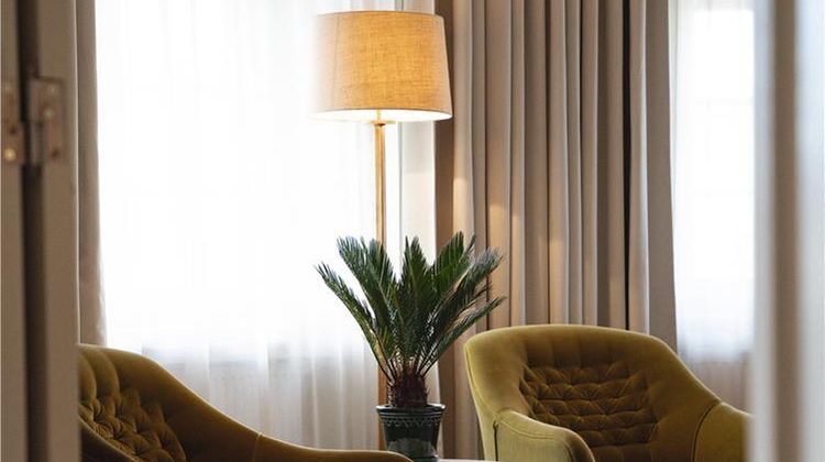 Hotel Diplomat Suite