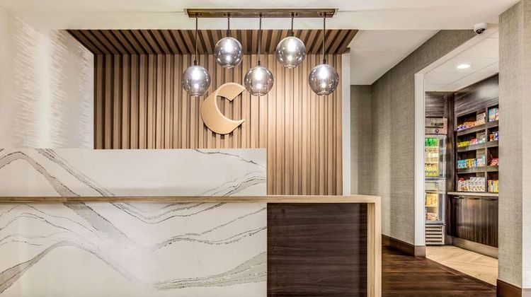 Comfort Inn & Suites Lobby