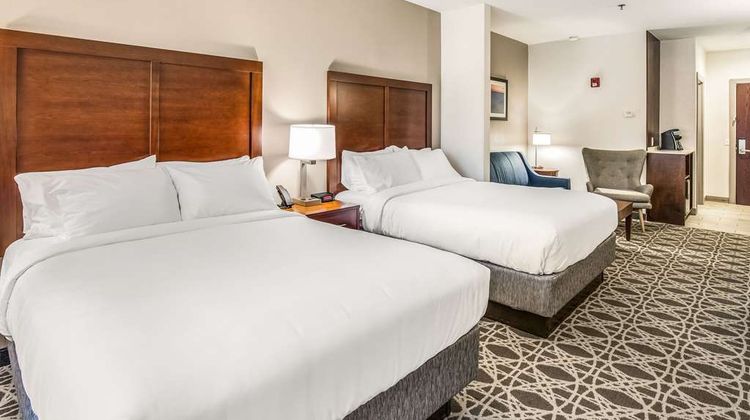 Comfort Inn & Suites Suite