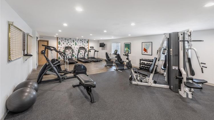 Sonesta Simply Suites Convention Center Health
