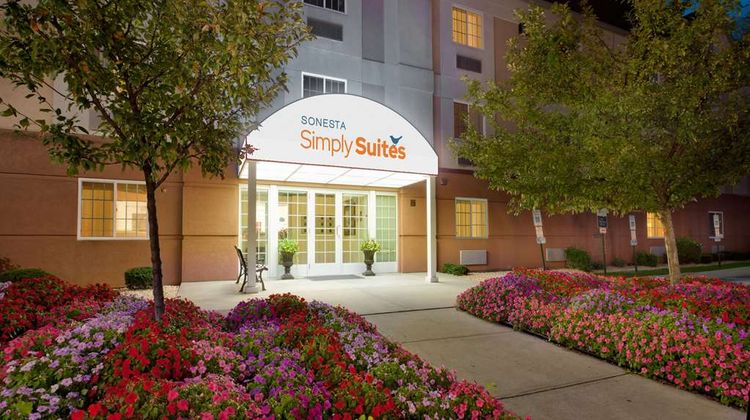 Sonesta Simply Suites Nanuet Exterior