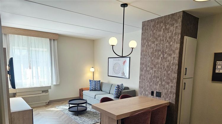 Sonesta Simply Suites Nanuet Room