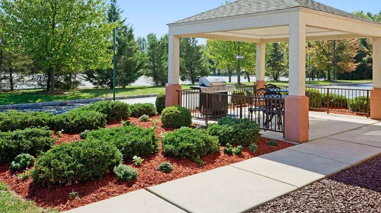 Sonesta Simply Suites Somerset Restaurant