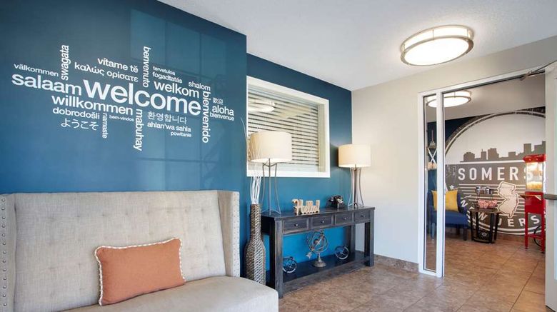 <b>Sonesta Simply Suites Somerset Lobby</b>. Images powered by <a href="https://iceportal.shijigroup.com/" title="IcePortal" target="_blank">IcePortal</a>.