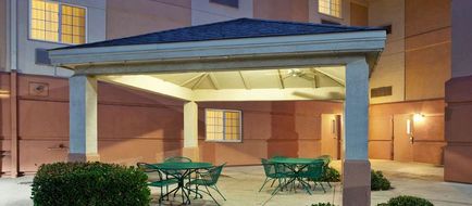 Sonesta Simply Suites Albuquerque Exterior