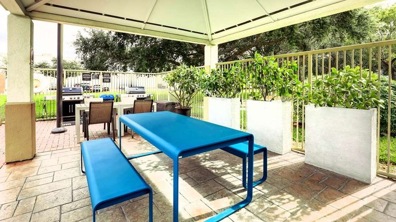 <b>Sonesta Simply Suites Miami Airport Doral Recreation</b>. Images powered by <a href="https://iceportal.shijigroup.com/" title="IcePortal" target="_blank">IcePortal</a>.