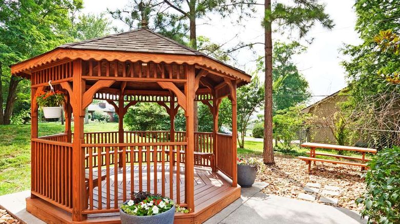 <b>Sonesta Simply Suites Knoxville Other</b>. Images powered by <a href="https://iceportal.shijigroup.com/" title="IcePortal" target="_blank">IcePortal</a>.