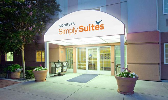 Sonesta Simply Suites Anaheim Exterior
