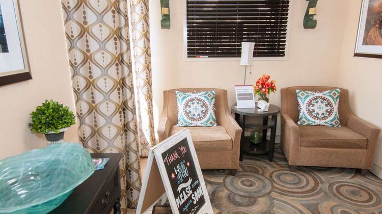 Sonesta Simply Suites Anaheim Lobby