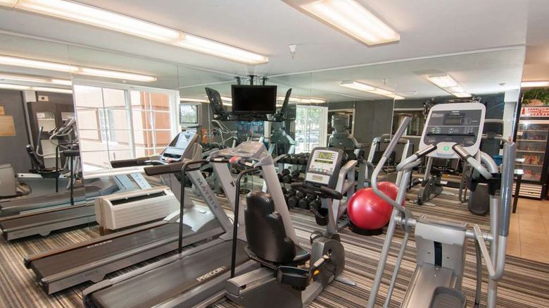 <b>Sonesta Simply Suites Anaheim Health</b>. Images powered by <a href="https://iceportal.shijigroup.com/" title="IcePortal" target="_blank">IcePortal</a>.