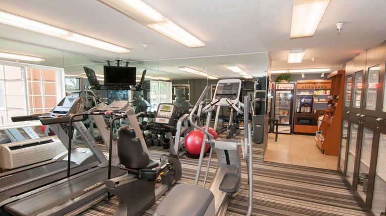 <b>Sonesta Simply Suites Anaheim Health</b>. Images powered by <a href="https://iceportal.shijigroup.com/" title="IcePortal" target="_blank">IcePortal</a>.