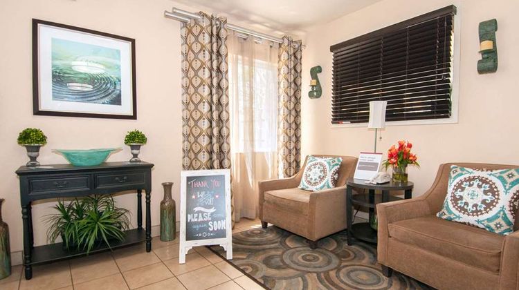 Sonesta Simply Suites Anaheim Lobby