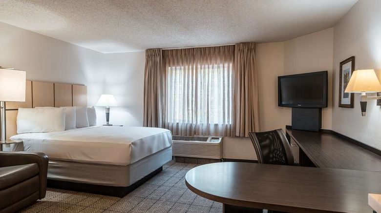 <b>Sonesta Simply Suites Fossil Creek Suite</b>. Images powered by <a href="https://iceportal.shijigroup.com/" title="IcePortal" target="_blank">IcePortal</a>.