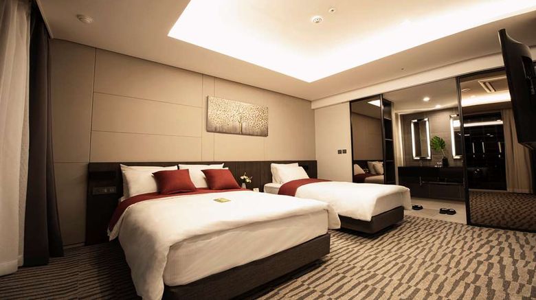 <b>Best Western Plus Jeonju Hotel Suite</b>. Images powered by <a href="https://iceportal.shijigroup.com/" title="IcePortal" target="_blank">IcePortal</a>.