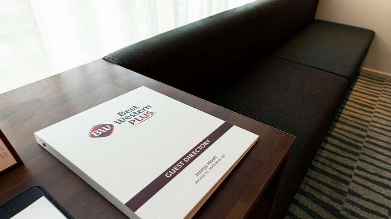 <b>Best Western Plus Jeonju Hotel Room</b>. Images powered by <a href="https://iceportal.shijigroup.com/" title="IcePortal" target="_blank">IcePortal</a>.