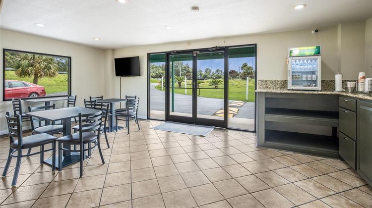Quality Inn White Springs Lobby
