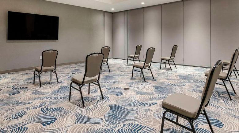 <b>Cambria Hotel Fort Lauderdale Beach Meeting</b>. Images powered by <a href="https://iceportal.shijigroup.com/" title="IcePortal" target="_blank">IcePortal</a>.