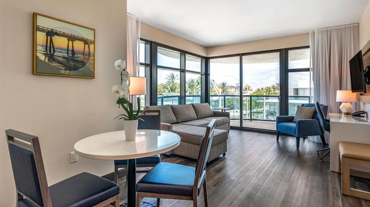 Cambria Hotel Fort Lauderdale Beach Suite