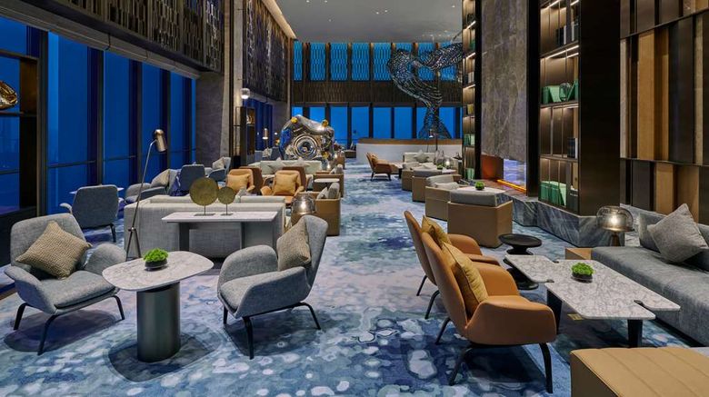 <b>Hilton Chongqing Liangjiang New Area Lobby</b>. Images powered by <a href="https://iceportal.shijigroup.com/" title="IcePortal" target="_blank">IcePortal</a>.