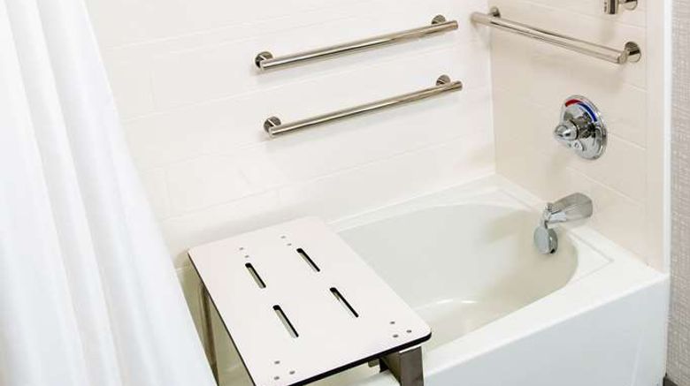 <b>Hampton Inn Paris Room</b>. Images powered by <a href="https://iceportal.shijigroup.com/" title="IcePortal" target="_blank">IcePortal</a>.