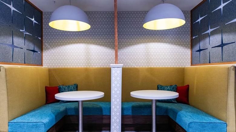 <b>Hampton Inn Paris Other</b>. Images powered by <a href="https://iceportal.shijigroup.com/" title="IcePortal" target="_blank">IcePortal</a>.