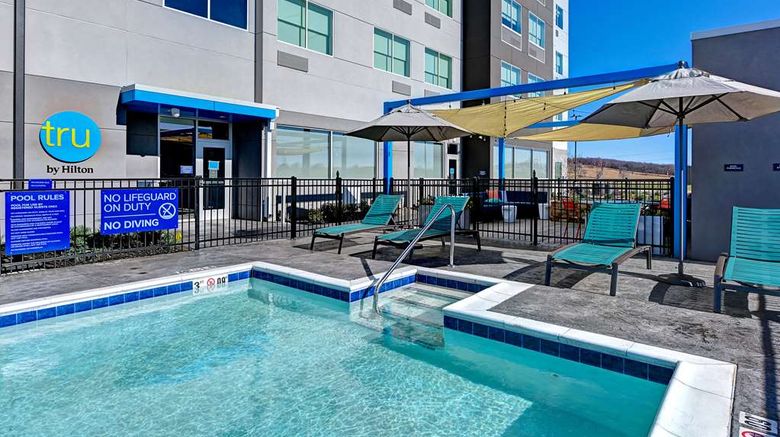 <b>Tru by Hilton Tahlequah Pool</b>. Images powered by <a href="https://iceportal.shijigroup.com/" title="IcePortal" target="_blank">IcePortal</a>.