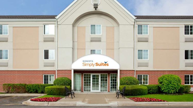 Sonesta Simply Suites Chicago Libertyville Exterior