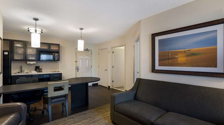 <b>Sonesta Simply Suites Des Moines Other</b>. Images powered by <a href="https://iceportal.shijigroup.com/" title="IcePortal" target="_blank">IcePortal</a>.