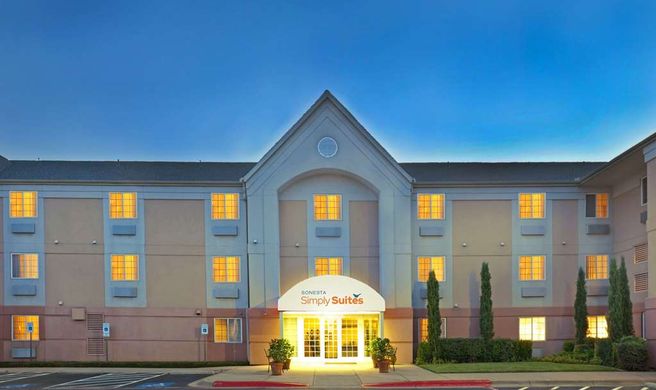 Sonesta Simply Suites Dallas Galleria Exterior