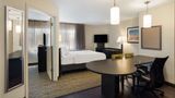 Sonesta Simply Suites Dallas Galleria Suite