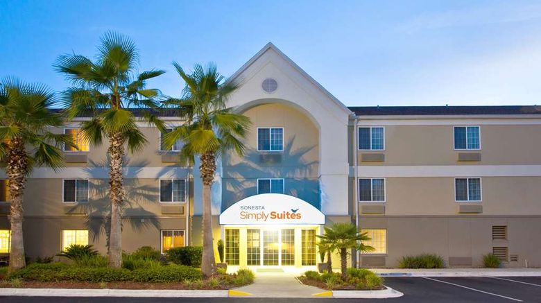 Sonesta Simply Suites Jacksonville Exterior. Images powered by <a href="https://iceportal.shijigroup.com" target="_blank" rel="noopener">Ice Portal</a>.