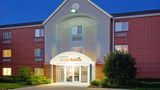 Sonesta Simply Suites Chicago Naperville Exterior