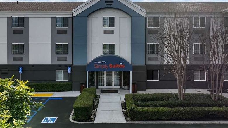 <b>Sonesta Simply Suites Irvine East Foothill Exterior</b>. Images powered by <a href="https://iceportal.shijigroup.com/" title="IcePortal" target="_blank">IcePortal</a>.